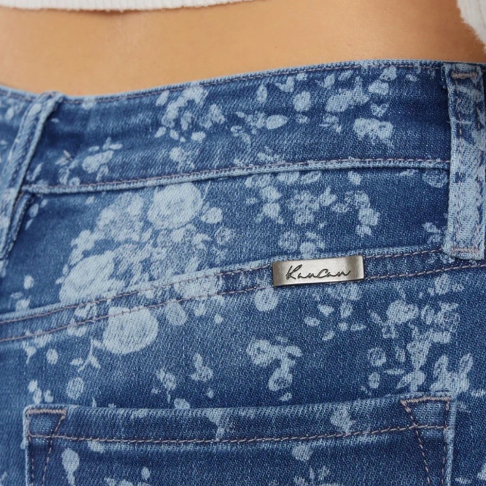 KanCan Tyler High Rise Super Flare Floral Print Jeans. Brand new with tags. - Picture 5 of 5
